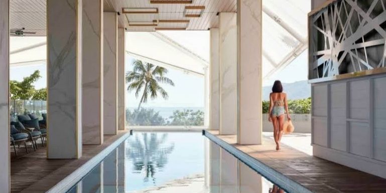 Varenhall hotel pool area with elegant design